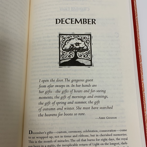 Book | Simple Abundance A Daybook of Comfort And Joy | Daily Find Your Authentic - Picture 10 of 11